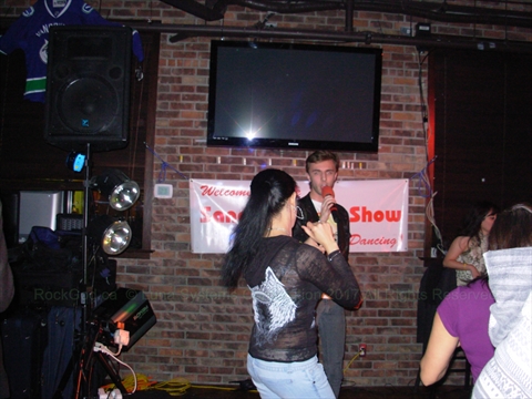 karaoke at East Side Marios